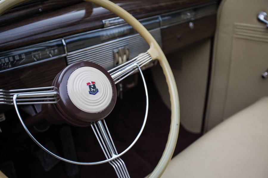 Детали интерьера LaSalle Convertible Coupe (39-5067) 1939 года  (фото 8 из 20)